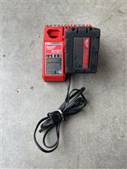 MILWAUKEE TOOLS M18 RED LITHIUM XC 5.0 BATTERY WITH CHARGER